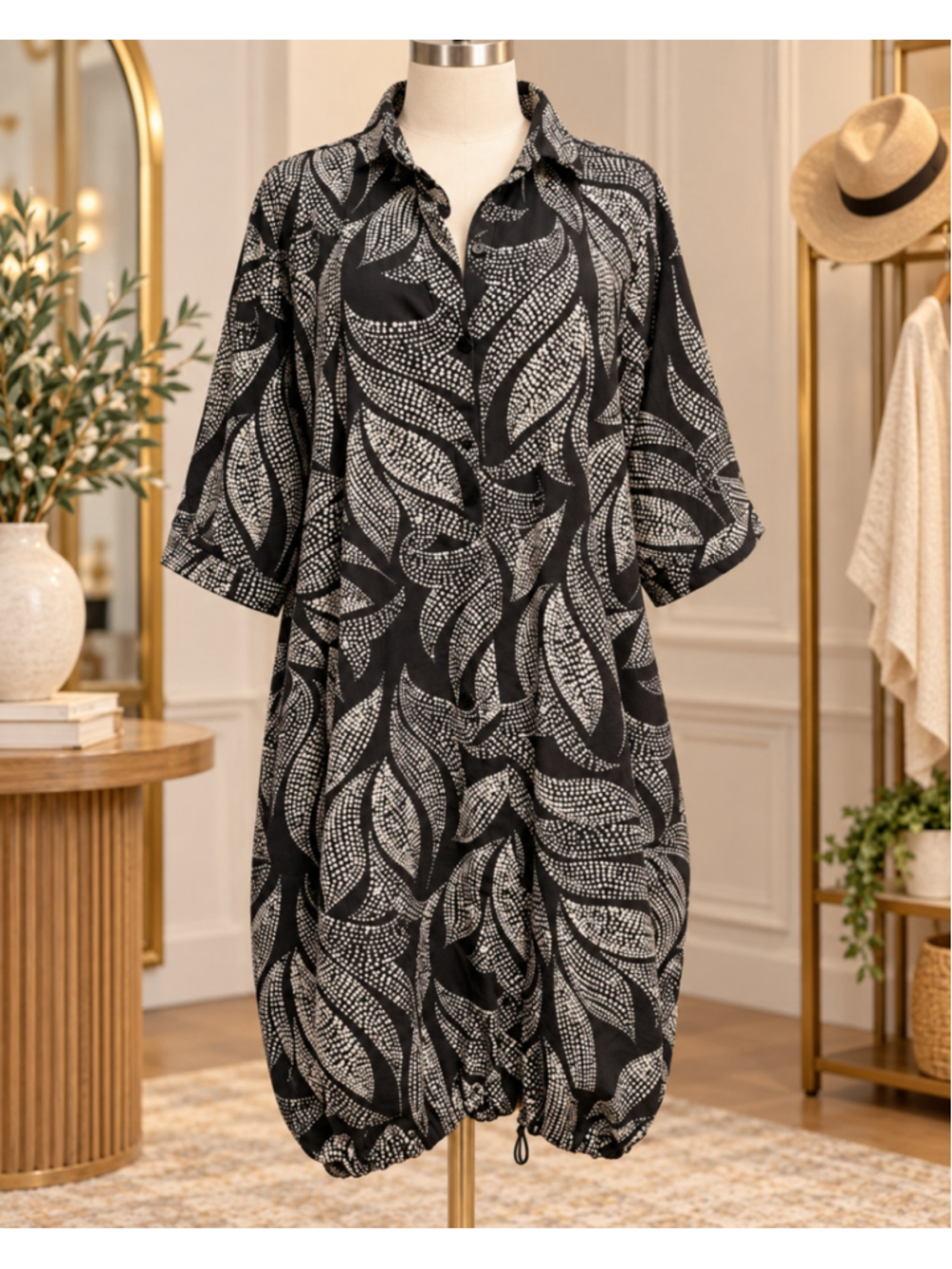 Chico’s Zenergy Neema Bubble Hem Dress Black White Leaf Print Size 16 18